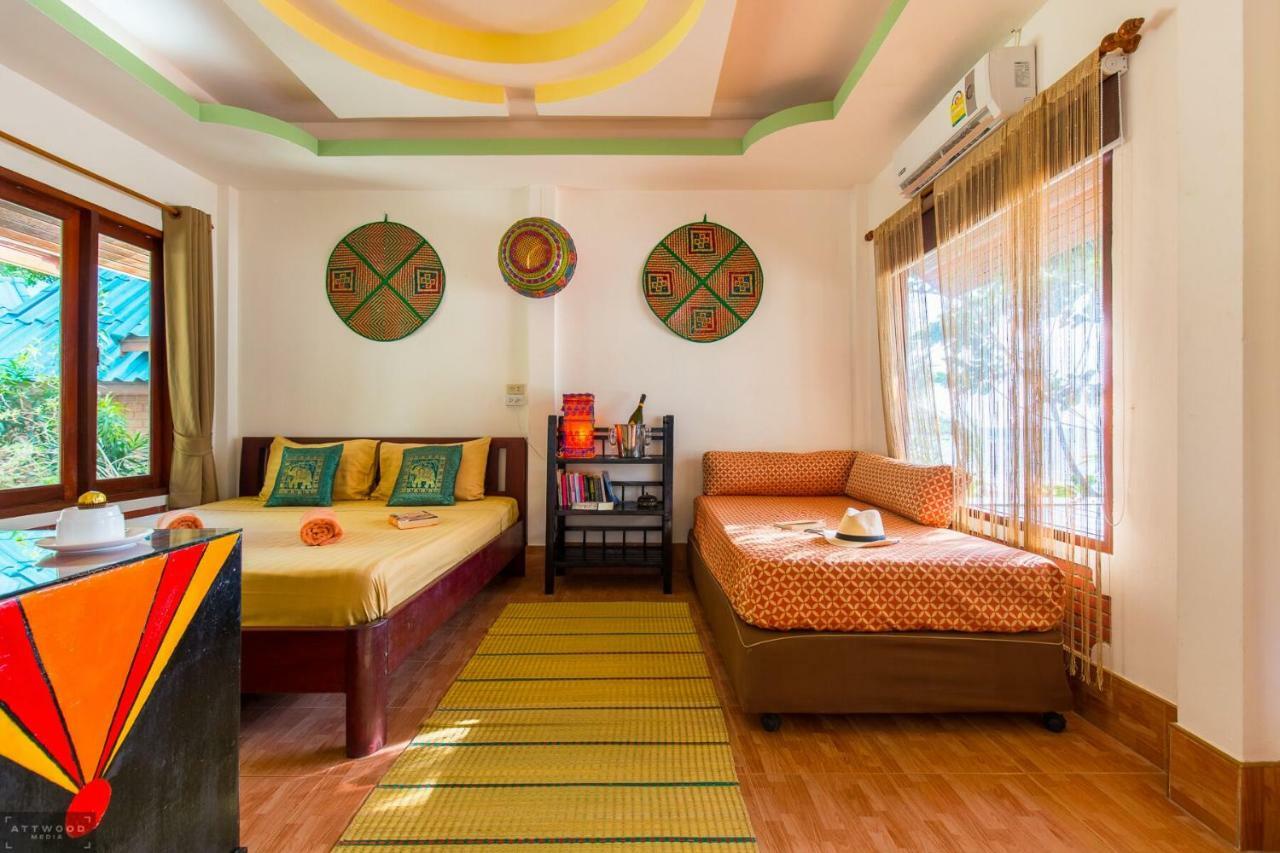Seaboard Bungalow Haad Yao Exterior photo
